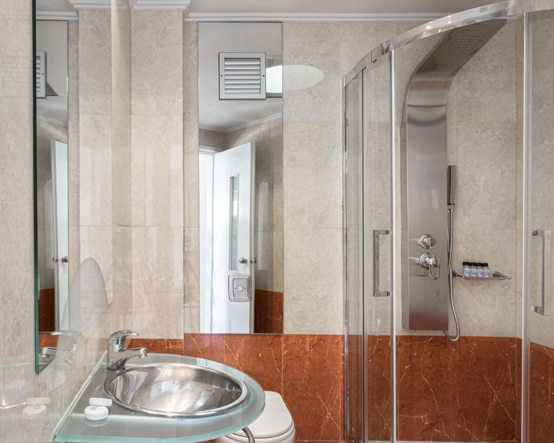 Kreoli Suites Glyfada Athen Exterior foto